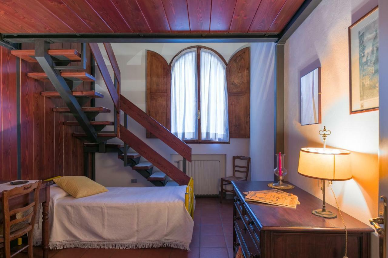 Casa Bella San Gimignano Centre Apartment ภายนอก รูปภาพ