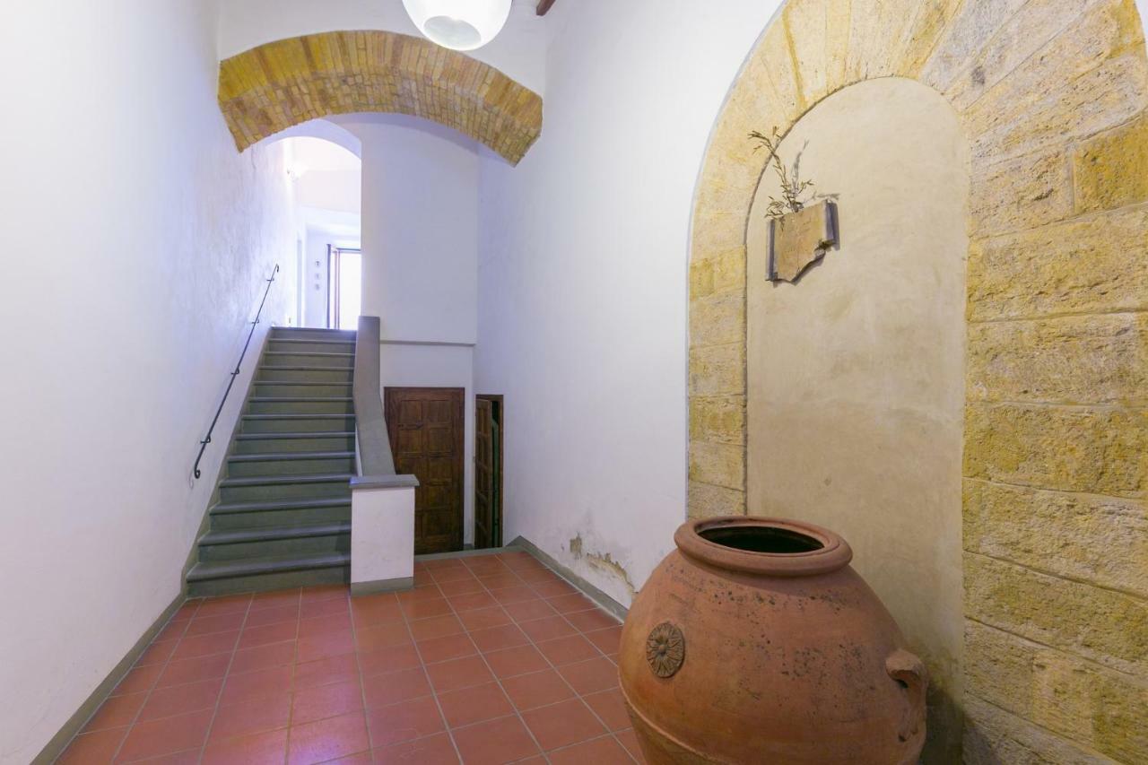 Casa Bella San Gimignano Centre Apartment ภายนอก รูปภาพ
